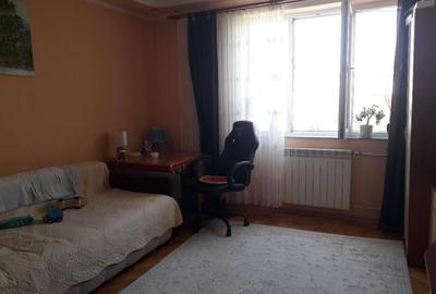Apartament cu 2 camere decomandate zona George Enescu etaj 3 - Nordic - 4