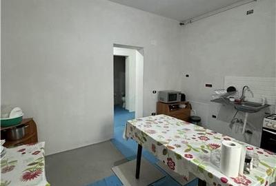 Apartament cu 3 camere decomandat în Dacia - 10