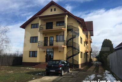 Casă cu 11 camere cu Teren 1700 Mp în Central - 8
