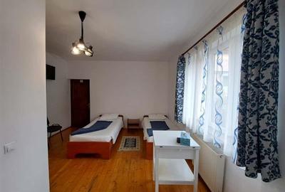 Cladire cu 9 camere, P+E+M, situata in cartierul Zorilor! - 2