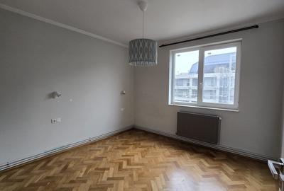Apartament cu 3 camere decomandat în Blumăna - 7