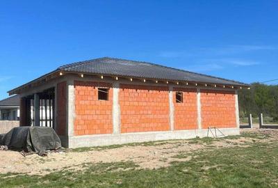 Casă cu 4 camere în Central - 3