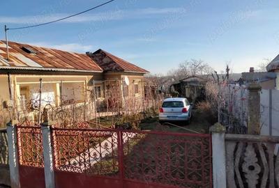 Casă cu 6 camere în Măldăeni - 1