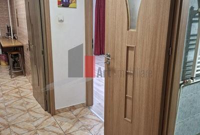 Garsonieră decomandată în Apărătorii Patriei - 12