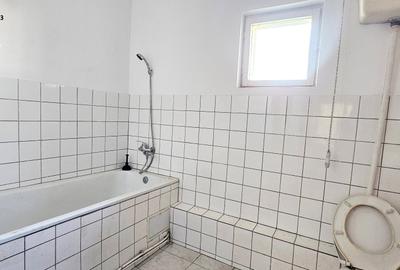 Casă cu 5 camere cu Teren 1200 Mp în Sud-Est - 11