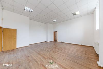 Spațiu comercial, de 222 mp, în Neptun - 16