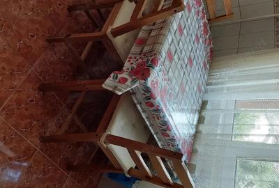 Casă cu 5 camere cu Teren 476 Mp în Central - 2