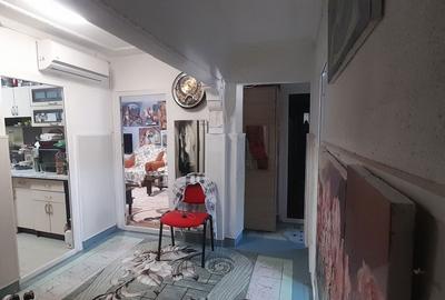 Apartament cu 4 camere decomandat în Central - 2