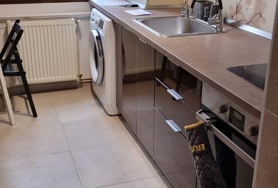 Dr. Taberei, Valea Ialomiței-Apartament 3 camere cu balcon, boxă, centrală - 7