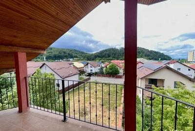 Casă cu 6 camere cu Teren 404 Mp în Bunloc - 4