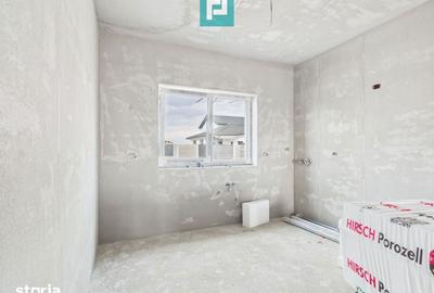 Casă cu 4 camere cu Teren 335 Mp în Central - 16