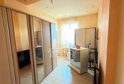 Casă cu 7 camere în Mehala - 5