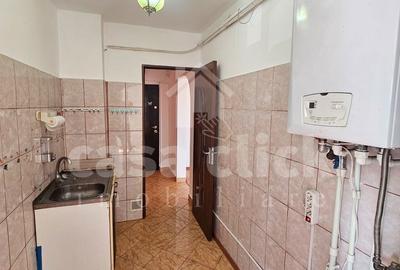 Apartament cu 4 camere decomandat în Micro 39 - 13