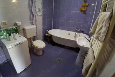 Casă cu Teren 1113 Mp în Central - 2