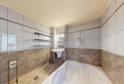 Spațiu comercial, de 293 mp, în Centrul Civic - 13