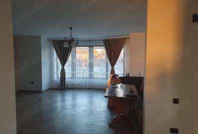 Casă cu 5 camere cu Teren 2200 Mp în Tăriceni - 9
