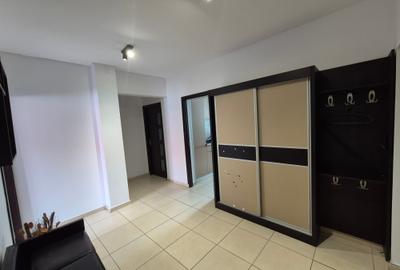 Apartament cu 4 camere decomandat în Podul de Piatră - 9