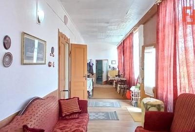 Casă individuală cu 3 camere cu Canalizare în Satchinez - 1