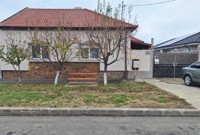 Casa spatioasa de vanzare in Arad cartier Bujac - 1