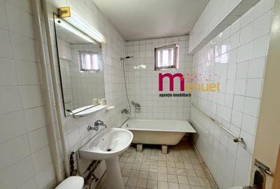 Apartament 2 camere,zona Piata Veche,etaj 3 - 4