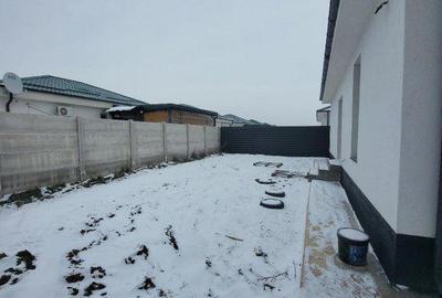 Casă cu 4 camere în Vârteju - 12