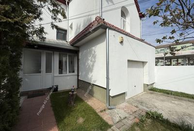 Casă individuală cu 6 camere cu Canalizare în Girocului - 2