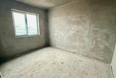 Duplex cu 4 camere cu Canalizare în Moșnița Nouă - 8