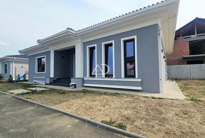 Casă individuală cu 3 camere cu Canalizare în Primăverii - 3