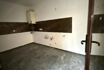 Casă cu Teren 250 Mp în Central