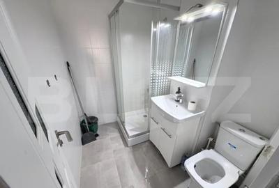 Apartament cu 2 camere decomandat în Micro 15