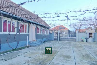 Casă cu 5 camere cu Canalizare în Cermei - 2