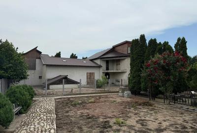 Casă cu 4 camere în Garoafa - 5