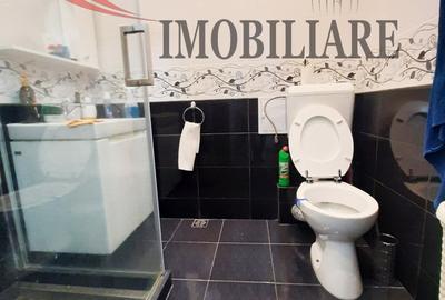 Titan, 1 Decembrie 1918, Jean Steriadi, Profi - 5