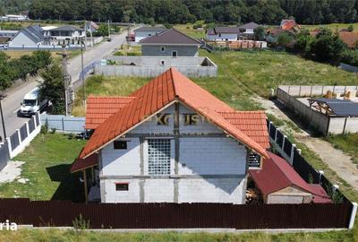 Casă cu 4 camere decomandat cu Teren 488 Mp în Cristian - 3