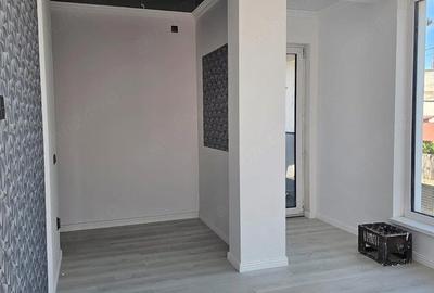Casă cu Teren 250 Mp în Central - 2
