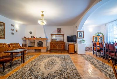 Vila de Vis din Busteni | Priveliste Unica spre Muntii Bucegi! - 25