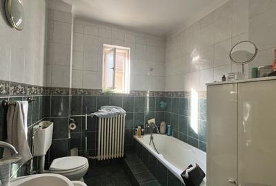 Casă individuală cu 7 camere cu Canalizare în Decebal - 17