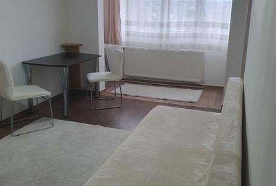 Garsonieră semidecomandată, mobilată în Central