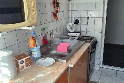 Apartament cu 2 camere semidecomandat, mobilat în Km 4-5 - 11