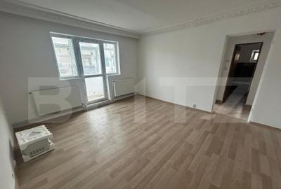 Apartament cu 2 camere semidecomandat în Micro 11