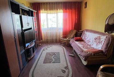 Apartament cu 4 camere decomandat în Central - 2