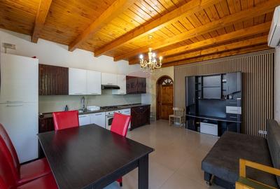 Apartament 3 camere la acasa