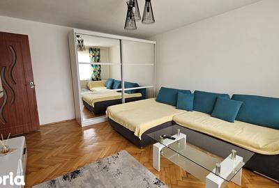 Apartament cu 3 camere, mobilat în Central - 13