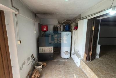 Casă cu 6 camere cu Teren 1361 Mp în Dubova - 14