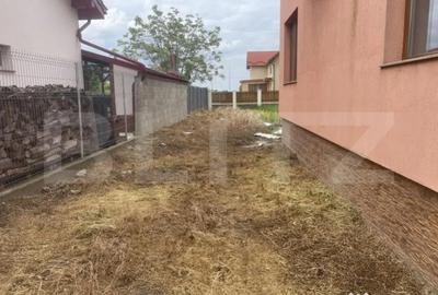 Casă cu 4 camere cu Teren 716 Mp în Botiz - 2