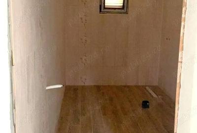 Casă cu 4 camere cu Teren 3960 Mp în Milcovul - 2