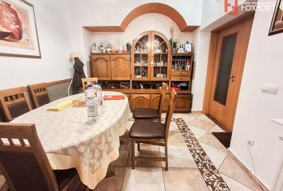 Casa individuala cu 8 camere si teren de 832 mp de vanzare, zona Girocului Casa individuala cu 8 camere si teren de 832 mp de vanzare, zona Girocului - 12