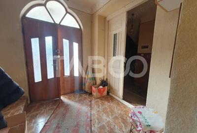 Casă cu 5 camere cu Teren 500 Mp în Făgăraș - 6