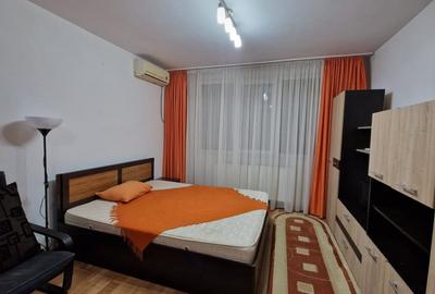 Apartament 3 camere, 65 mp, decomandat, centrala, parcare, Aparatorii Patriei - 1