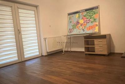 Apartament cu 3 camere decomandat în Exterior Nord - 9